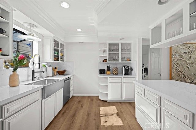 86 Via Di Roma Walk, Long Beach, CA 90803