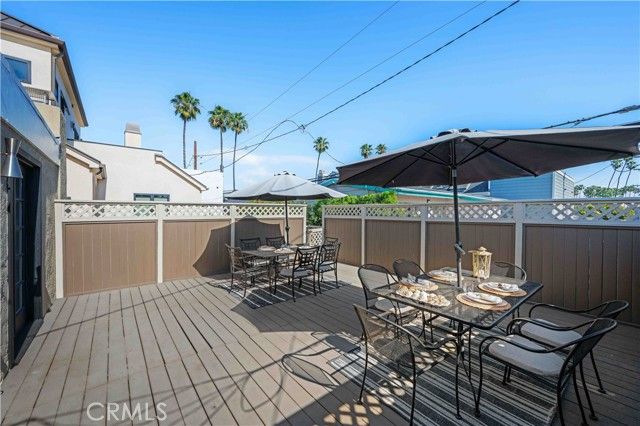 86 Via Di Roma Walk, Long Beach, CA 90803