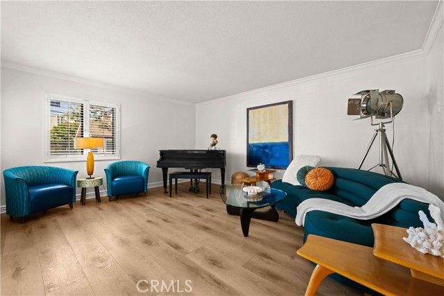 86 Via Di Roma Walk, Long Beach, CA 90803