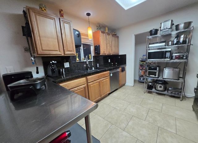 19691 Del Mar Road, Madera, CA 93638