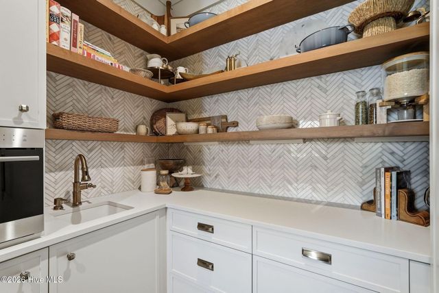 113 Josephs Point, West End, NC 27376