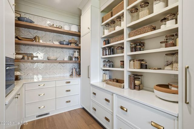 113 Josephs Point, West End, NC 27376