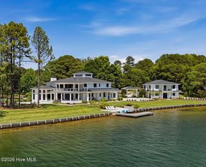 113 Josephs Point, West End, NC 27376