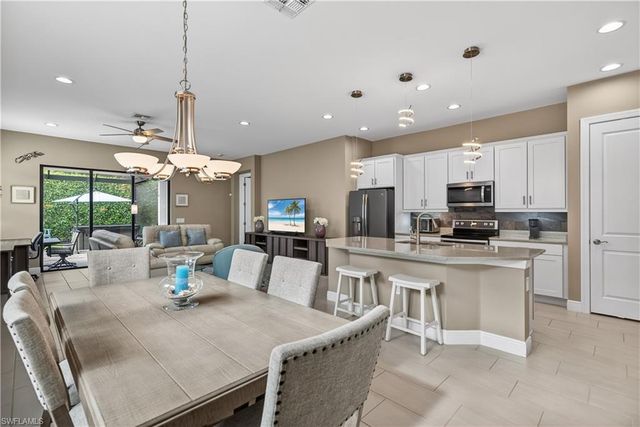 1310 Manado DR, Naples, FL 34113