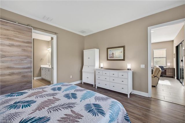 1310 Manado DR, Naples, FL 34113