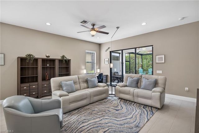 1310 Manado DR, Naples, FL 34113