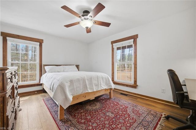 2805 Bunch Walnuts RD, Chesapeake, VA 23322