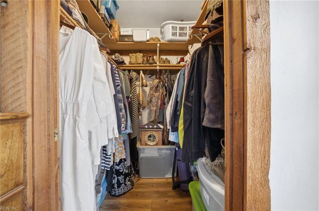 2805 Bunch Walnuts RD, Chesapeake, VA 23322