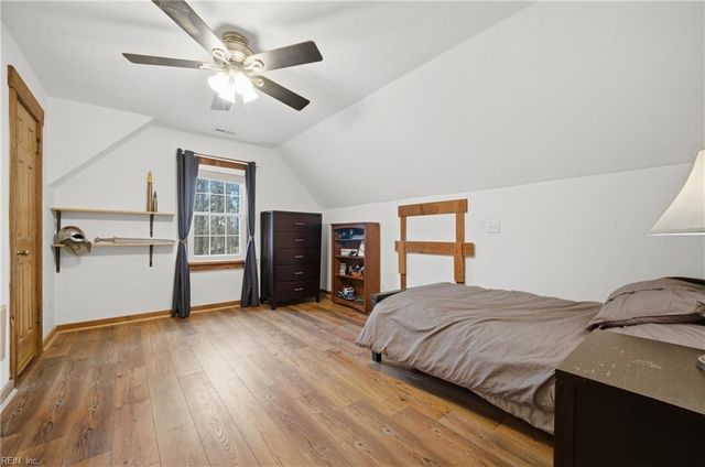 2805 Bunch Walnuts RD, Chesapeake, VA 23322