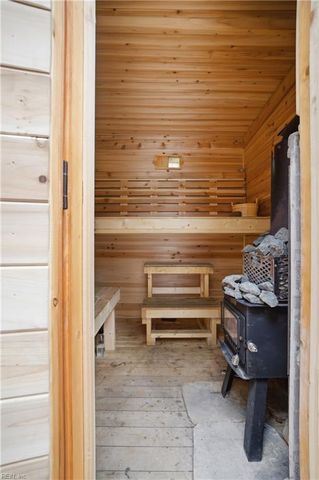 2805 Bunch Walnuts RD, Chesapeake, VA 23322