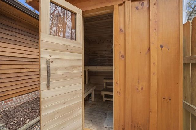 2805 Bunch Walnuts RD, Chesapeake, VA 23322