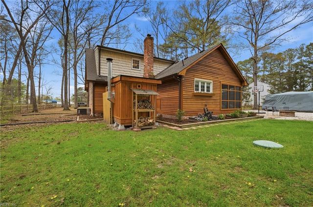 2805 Bunch Walnuts RD, Chesapeake, VA 23322