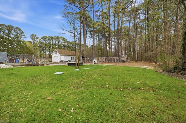 2805 Bunch Walnuts RD, Chesapeake, VA 23322