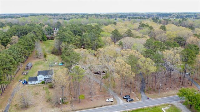 2805 Bunch Walnuts RD, Chesapeake, VA 23322