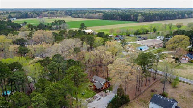 2805 Bunch Walnuts RD, Chesapeake, VA 23322