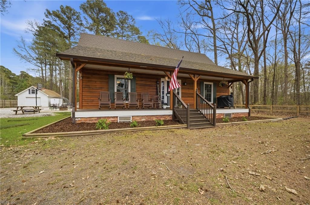 2805 Bunch Walnuts RD, Chesapeake, VA 23322