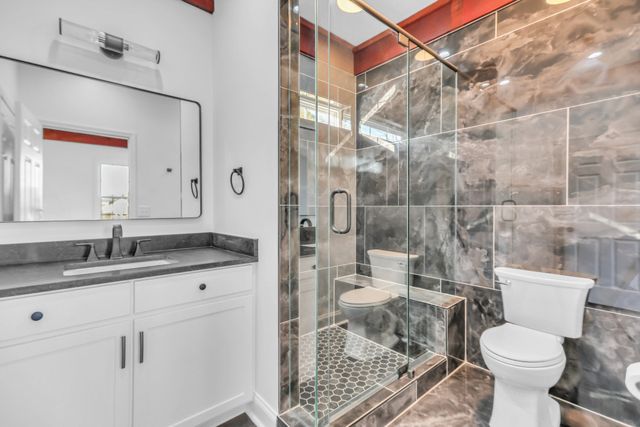 1399 Saundersville Rd, Hendersonville, TN 37075