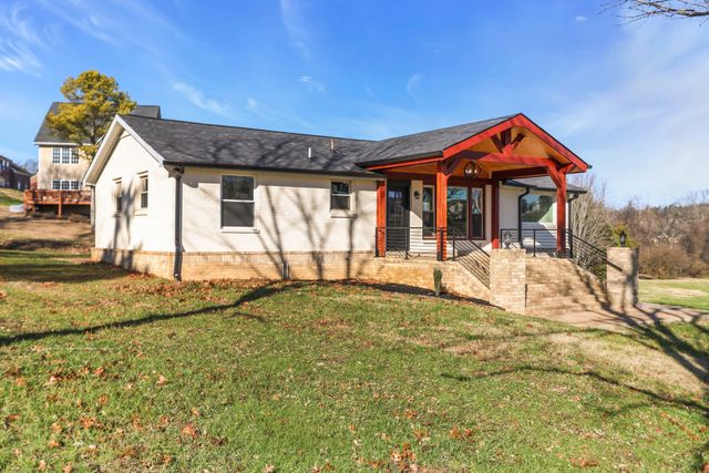 1399 Saundersville Rd, Hendersonville, TN 37075