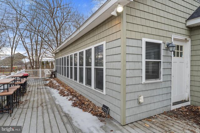 273 SHADY LN, Northumberland, PA 17857