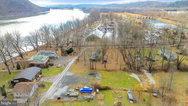 273 SHADY LN, Northumberland, PA 17857