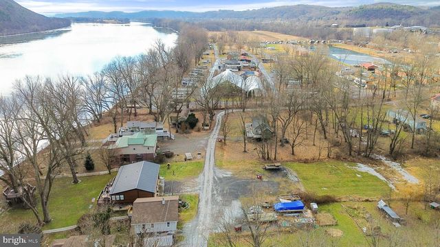 273 SHADY LN, Northumberland, PA 17857