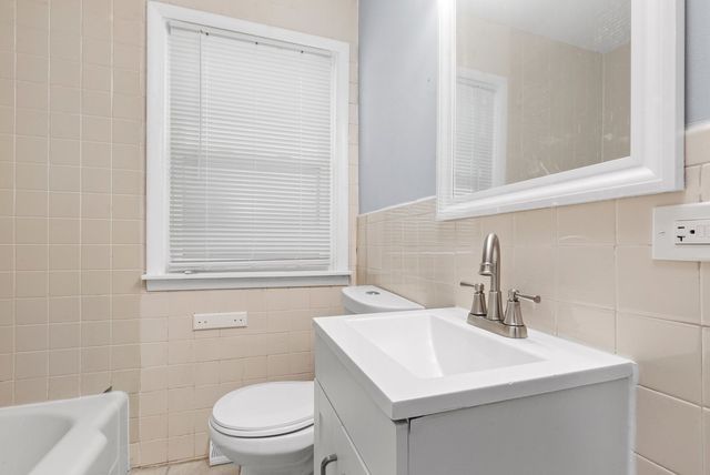 760 Sibley Boulevard, Calumet City, IL 60409