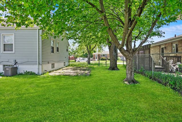 760 Sibley Boulevard, Calumet City, IL 60409