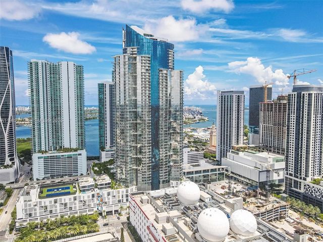 851 NE 1st Ave 2102, Miami, FL 33132