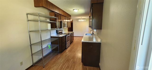 1085 Garfield Avenue, Blaine, WA 98230