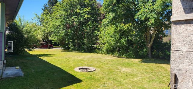 1085 Garfield Avenue, Blaine, WA 98230