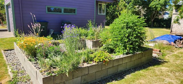 1085 Garfield Avenue, Blaine, WA 98230