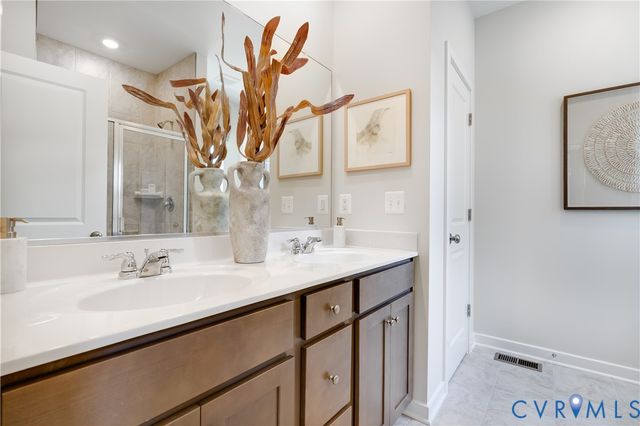 8600 Clemet Dr, Chesterfield, VA 23832