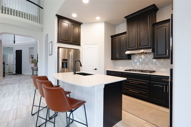 9320 Meadowpark Drive, Denton, TX 76226