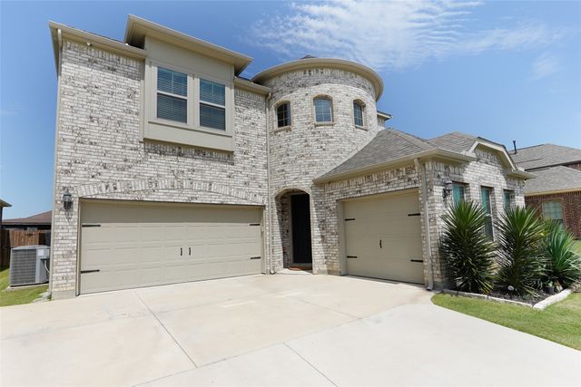 9320 Meadowpark Drive, Denton, TX 76226