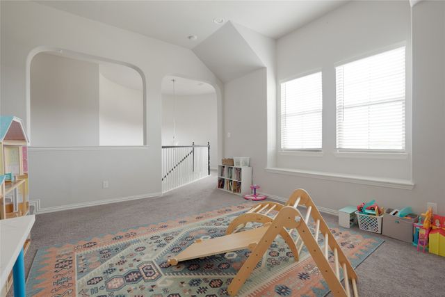 9320 Meadowpark Drive, Denton, TX 76226