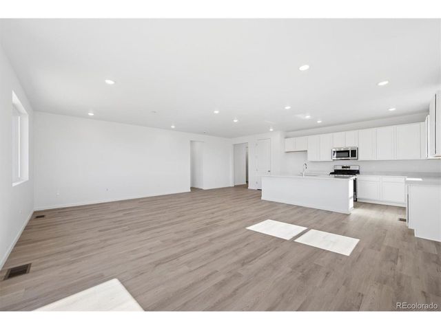 279 Mt Elbert St, Brighton, CO 80601