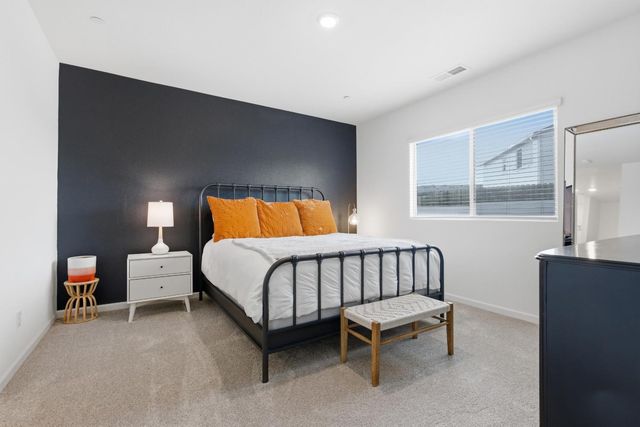 5040 Limington St, Roseville, CA 95747