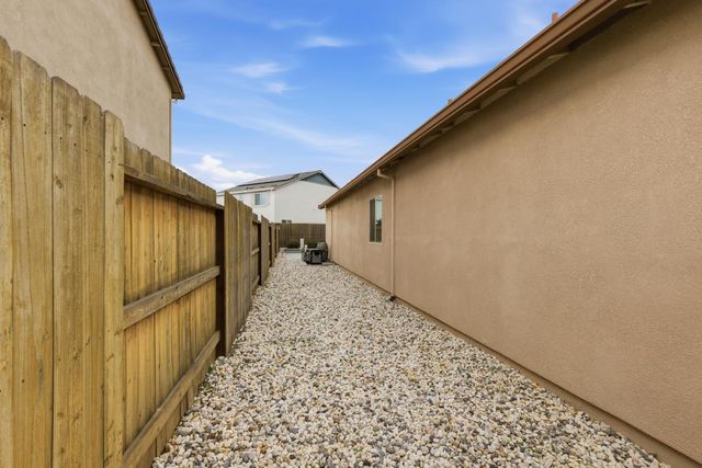 5040 Limington St, Roseville, CA 95747