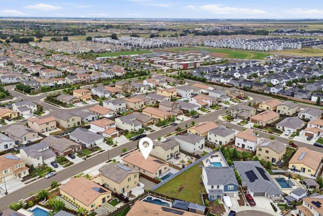 5040 Limington St, Roseville, CA 95747