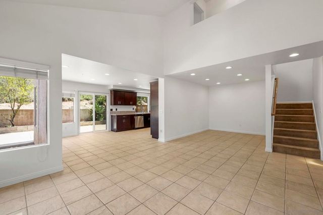 1280 Lancer Gln, Escondido, CA 92029