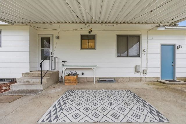 11217 E 11th Ave, Spokane Valley, WA 99206