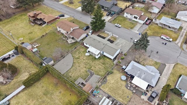 11217 E 11th Ave, Spokane Valley, WA 99206