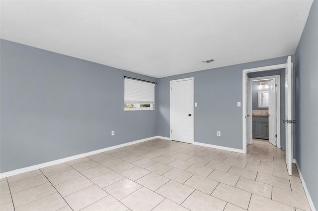 573 SKYLARK LANE NW, Port Charlotte, FL 33952
