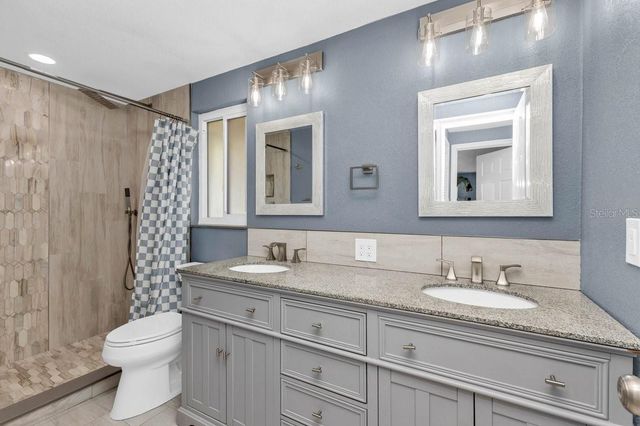 573 SKYLARK LANE NW, Port Charlotte, FL 33952