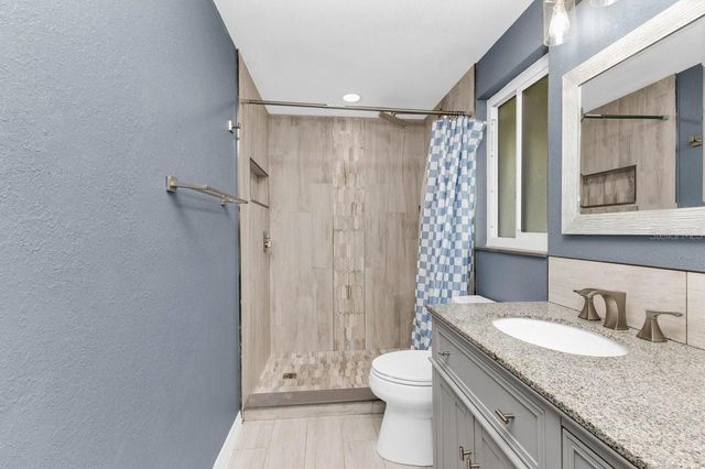 573 SKYLARK LANE NW, Port Charlotte, FL 33952