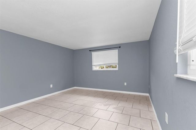 573 SKYLARK LANE NW, Port Charlotte, FL 33952