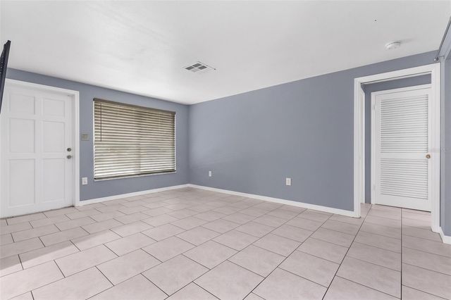 573 SKYLARK LANE NW, Port Charlotte, FL 33952