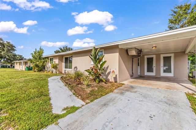 573 SKYLARK LANE NW, Port Charlotte, FL 33952