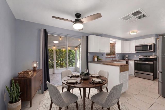 573 SKYLARK LANE NW, Port Charlotte, FL 33952