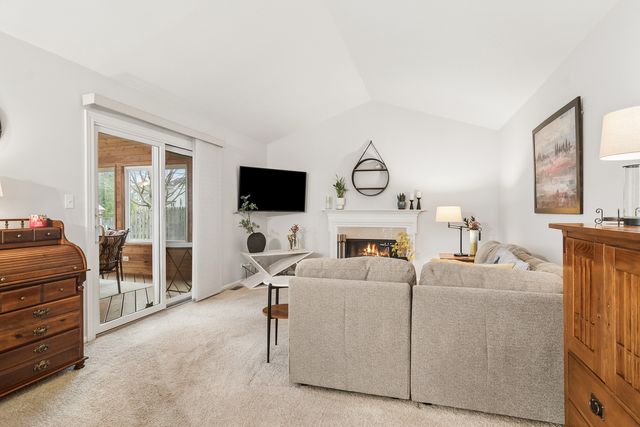 1172 Hummingbird Lane, Grayslake, IL 60030